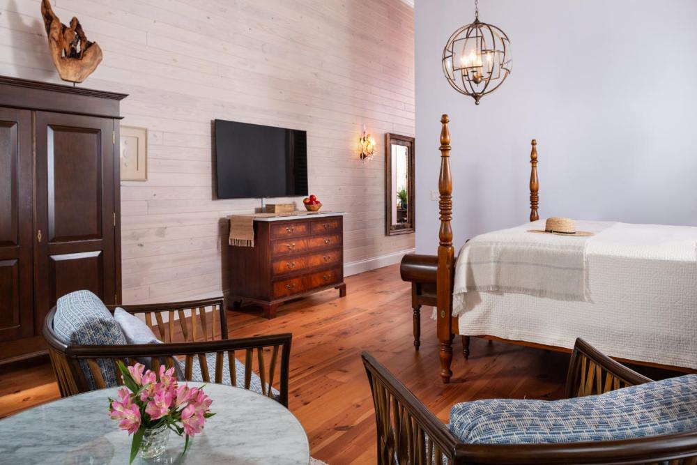 King Room with Sea View interior